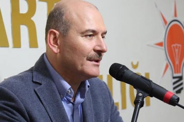 'Erdoğan'ın ayağına futbol topunu vereceksiniz, bir CHP'ye, bir PKK'ya golü atacak'