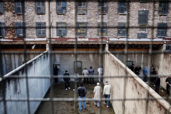 Fransız mahkum ülkenin en büyük hapishanesinden kaçtı
