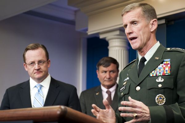 NATO ve ABD birlikleri eski komutanı: Trump ahlaksız