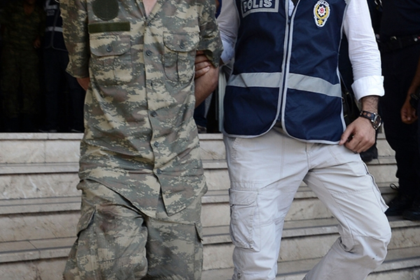 FETÖ, aynı aileden 3 kişiyi TSK ve MİT’e sızdırmış