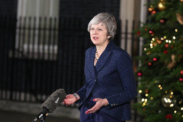 İngiltere yeni yıla Brexit ve AB mesajlarıyla girdi
