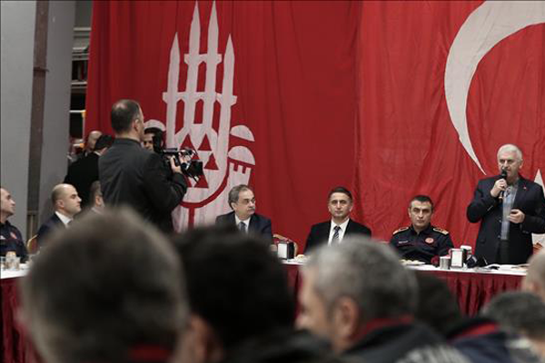 TBMM Başkanı Yıldırım, itfaiyenin yeni yılını telsizden kutladı