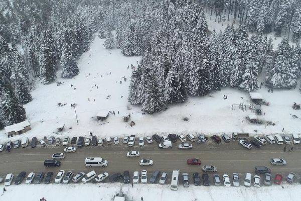 Uludağ'da tatilci yoğunluğu