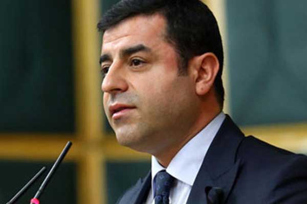 Demirtaş yeniden yargılanmak için AYM'ye başvurdu