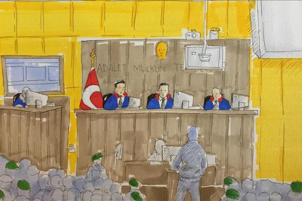 Darbeciler 'Teröristlerle çatışıyoruz' demiş