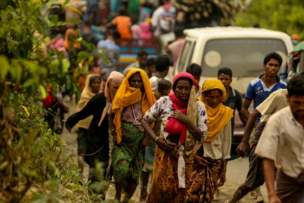 Arakan'da 2 bin 500 kişi daha yerinden edildi