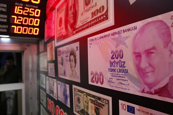 Sakın paylaşmayın! Hapis cezası alabilirsiniz