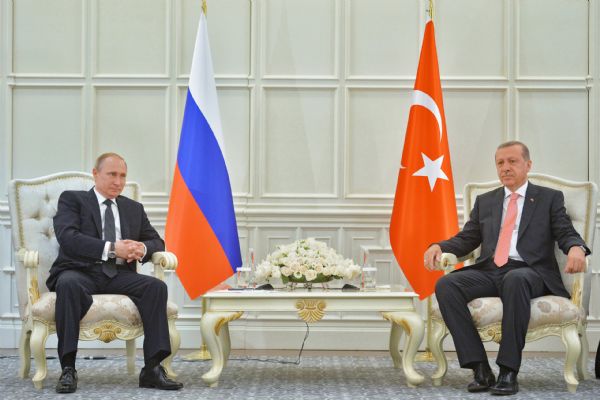 Erdoğan ve Putin arasında diplomasi trafiği