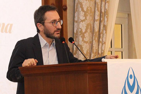 Cumhurbaşkanlığı İletişim Başkanı Altun genç akademisyenlerle buluştu