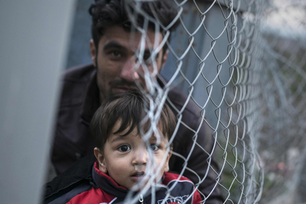 Ak Parti kitapçık hazırladı: İşte mültecilerle ilgili söylenen 8 yalan