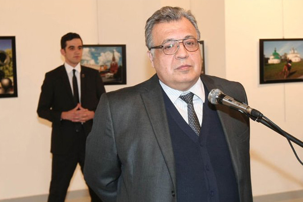 Karlov suikasti davası başladı