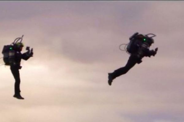Jetpack Aviation, jetpackların güvenli uçabilmesi için ilk adımı attı
