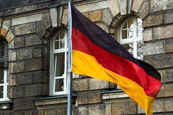 Almanya'da AfD milletvekiline saldırı