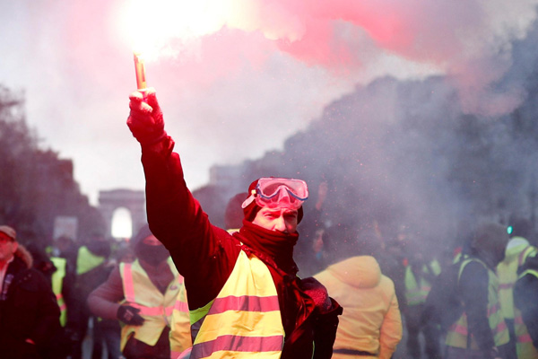 İtalya ve Fransa arasında Sarı Yelekliler krizi