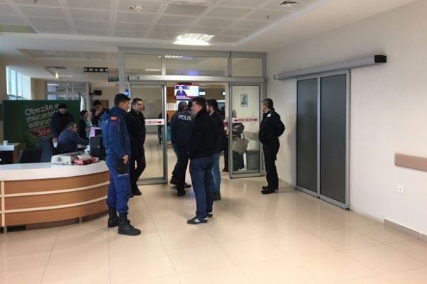 Sınav sırasında kalp krizi geçirdi