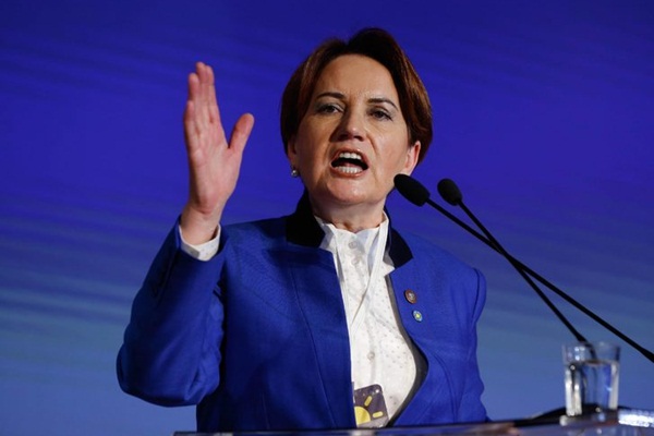 Meral Akşener'e kızıp AK Parti'ye geçti