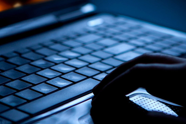 FETÖ sanığının hafıza kartından 49 milyon kişinin bilgileri çıktı