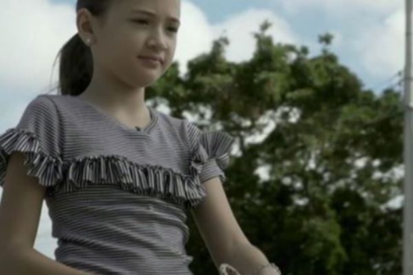 11 yaşındaki youtube fenomeninin kanalını 135 milyon kişi izliyor