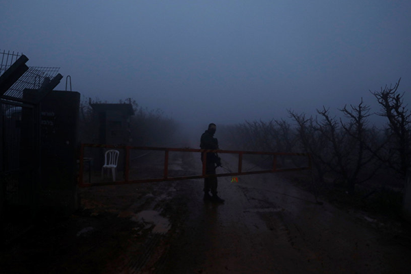 Lübnan, sınırına duvar inşa eden İsrail'i BMGK'ya şikayet edecek