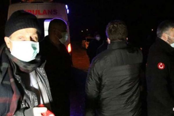 Düzce'de fabrikalardan gelen suyun kokusu, 2 çocuğu zehirledi