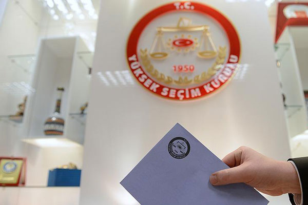 Yerel seçimlere katılacak parti sayısı 12'ye düştü