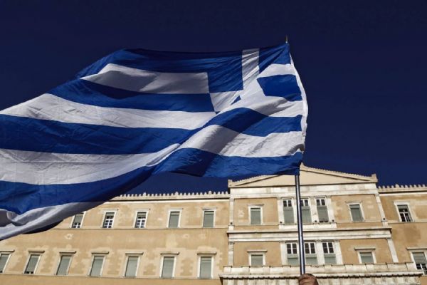 Yunanistan'da koalisyon hükümeti dağılıyor