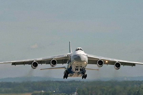 İran'ın başkenti Tahran'da uçak düştü