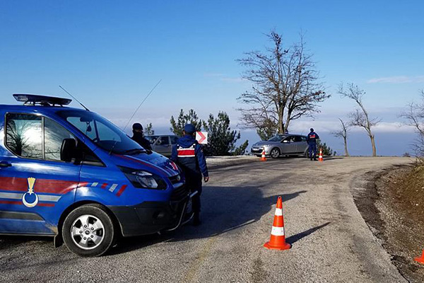 Spil Dağı Milli Parkı yolu ulaşıma kapandı