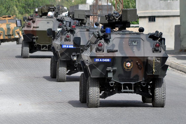 Diyarbakır'da operasyon: Sokağa çıkma yasağı ilan edildi