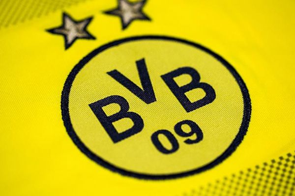 Borussia Dortmund'a Arjantinli genç savunmacı