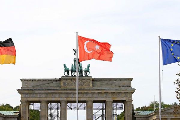 TÜSİAD'dan sanayide iş birliği için Berlin'e çıkarma
