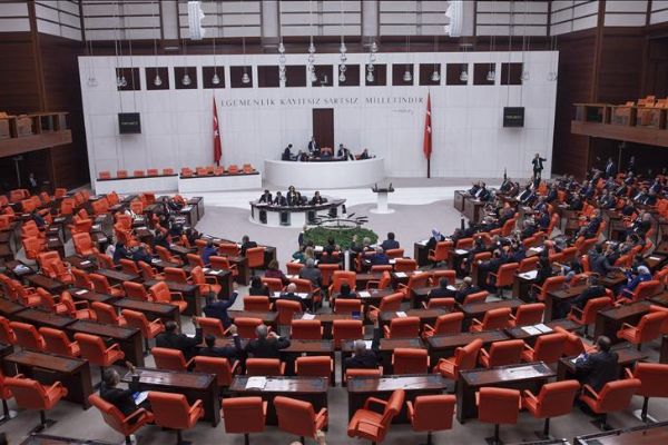 Ekonomi alanında düzenlemeler içeren teklif Genel Kurul'da