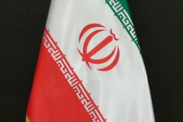 İranlılar yılda 1 milyar doları 'duman' ediyor!