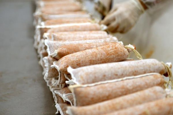 Katarlılar 'bez sucuğu' sevdi