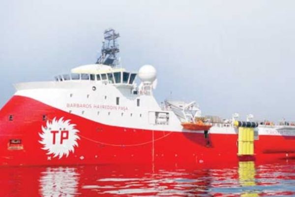 Türk araştırma gemisi KKTC açıklarında