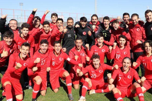 Türkiye A, finale yükseldi