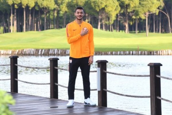 Galatasaray'dan Ozan Kabak'a teşekkür mesajı