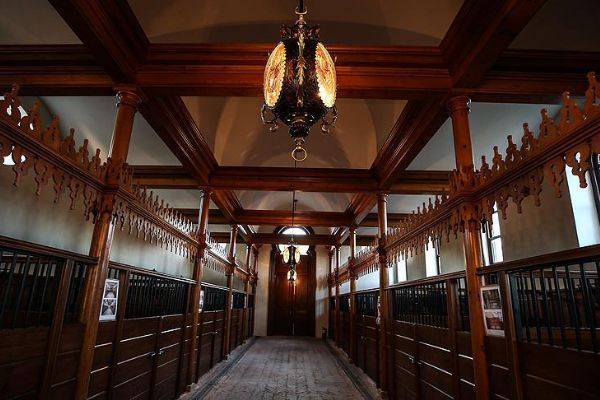 Osmanlı'nın at kültürünü yansıtan 'Ahır Köşkü' restore edildi