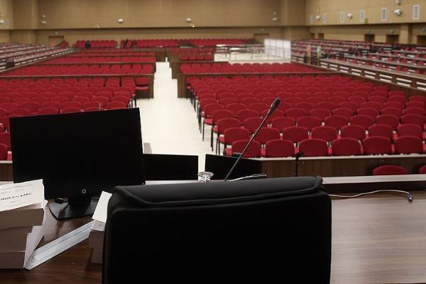 Darbe sanıkları inkara devam ediyor