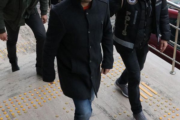 FETÖ'nün TSK'daki kripto yapılanması soruşturmasında 6 şüpheli adliyede