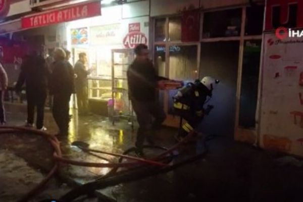 Konya'nın Ereğli ilçesinde iş merkezi yandı