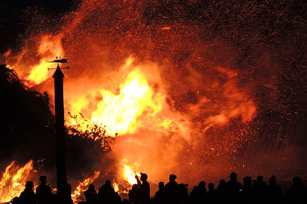Meksika'daki patlamada ölü sayısı 85'e çıktı