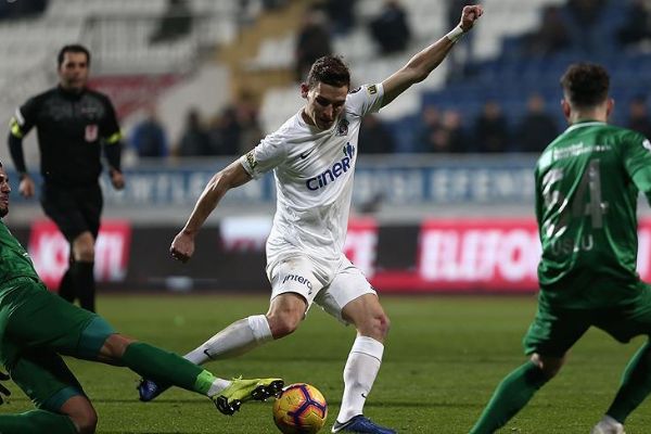 Kasımpaşa evinde mağlup