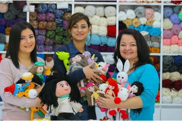 Kanserli çocuklar için organik oyuncak yapıyorlar