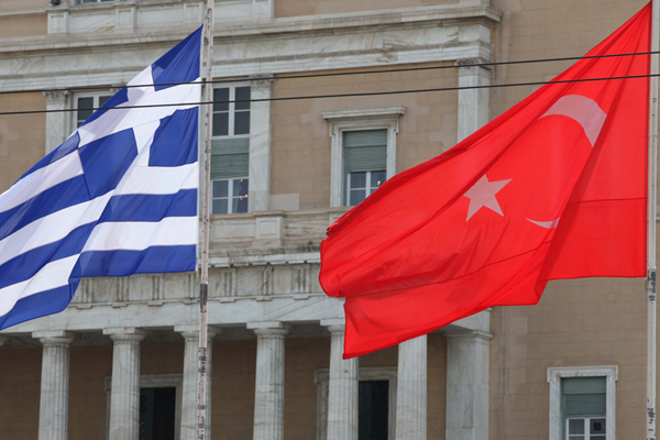 Yunanistan'a iltica için 4 bin Türk başvurdu