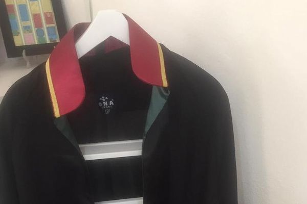 'Sahte avukat' avukatları da dolandırmış