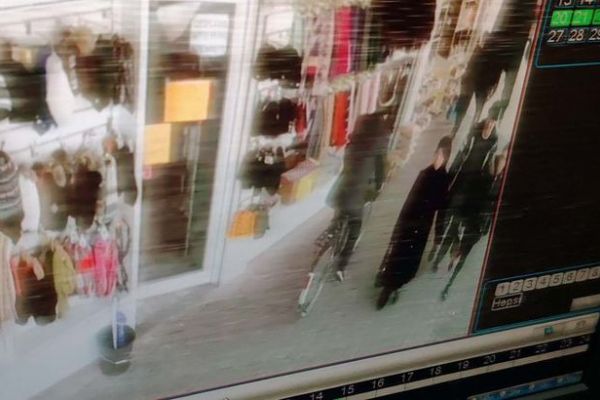 Bursa'da kilitli bisikleti çalan hırsız kayıplara karıştı