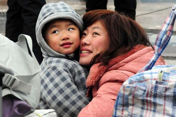 Çin'de 'tek çocuk politikası' kalkmasına rağmen çocuk sayısı düştü