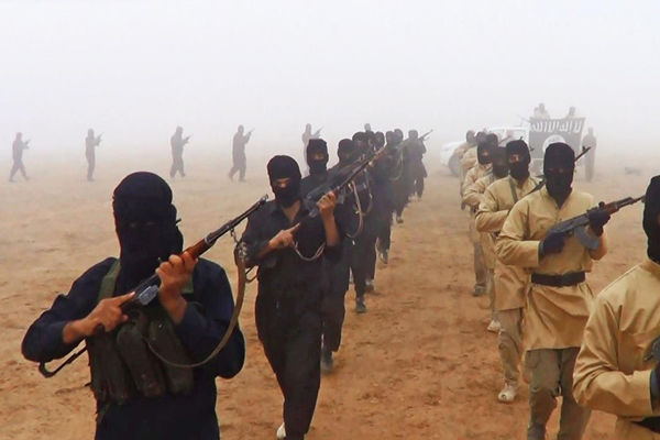 İran: Suudi Arabistan ile BAE, 7 bin IŞİD'liyi Afganistan'a yerleştirdi