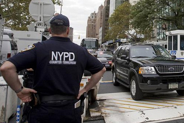 ABD'de Müslümanlara saldırı planlayan dört kişi tutuklandı